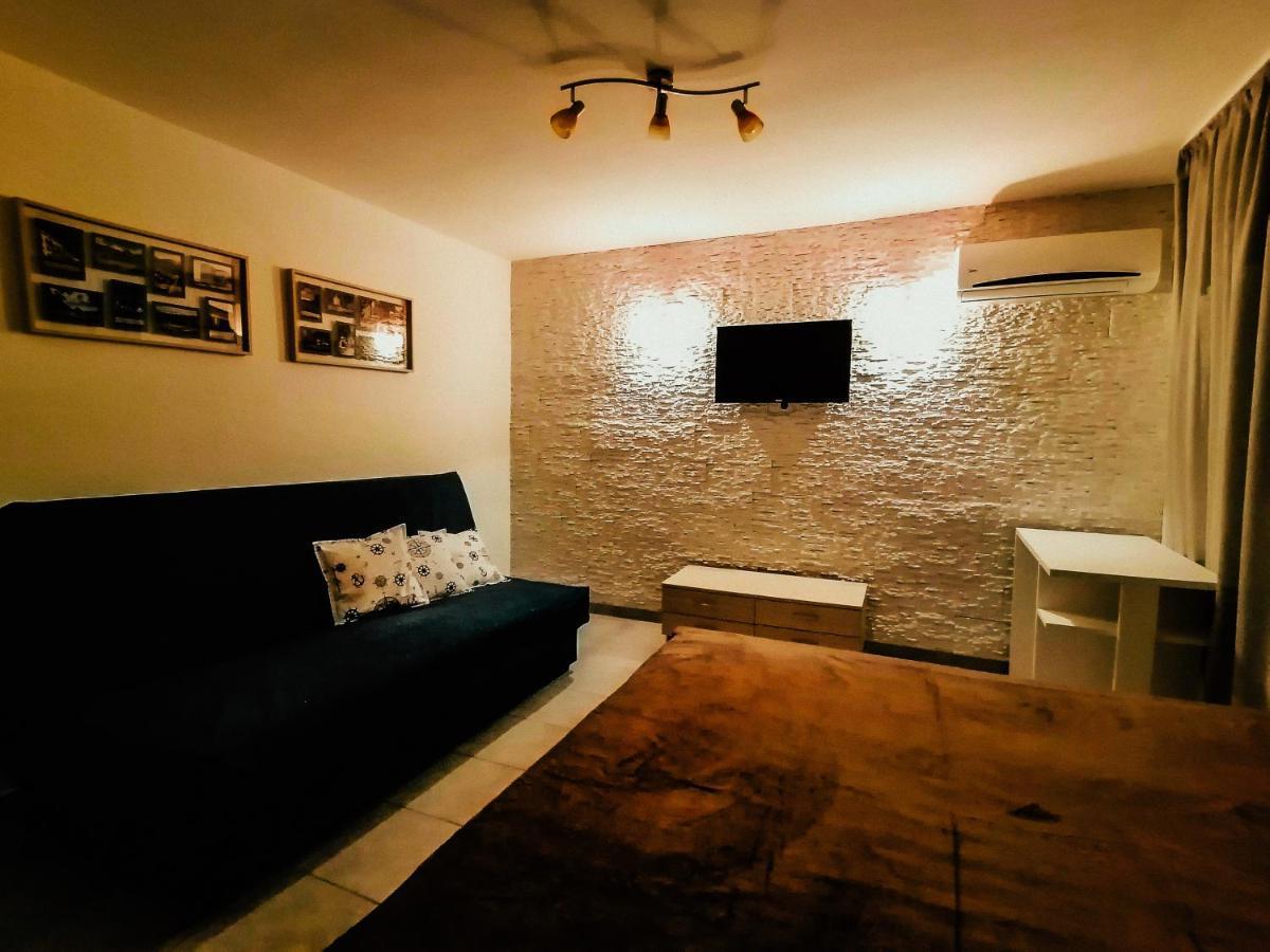 Apartments Siesta Tivat Exterior foto