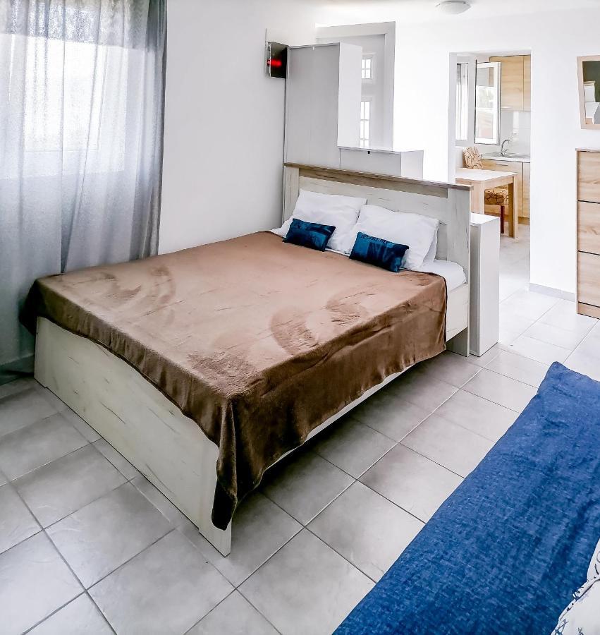 Apartments Siesta Tivat Exterior foto