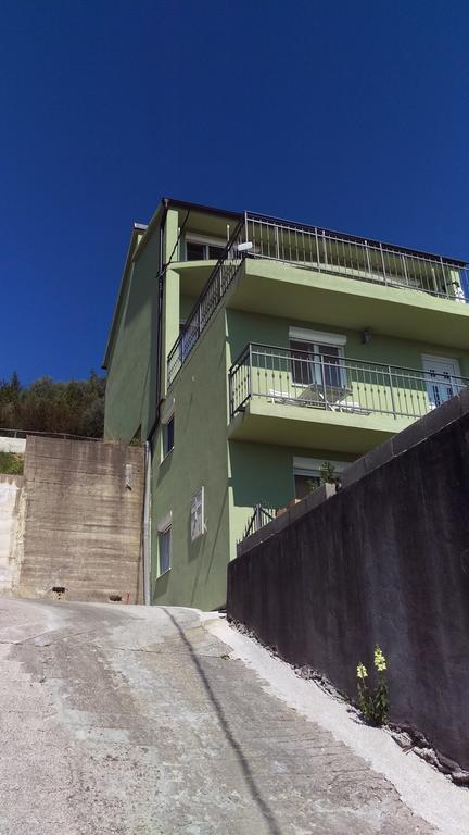 Apartments Siesta Tivat Exterior foto