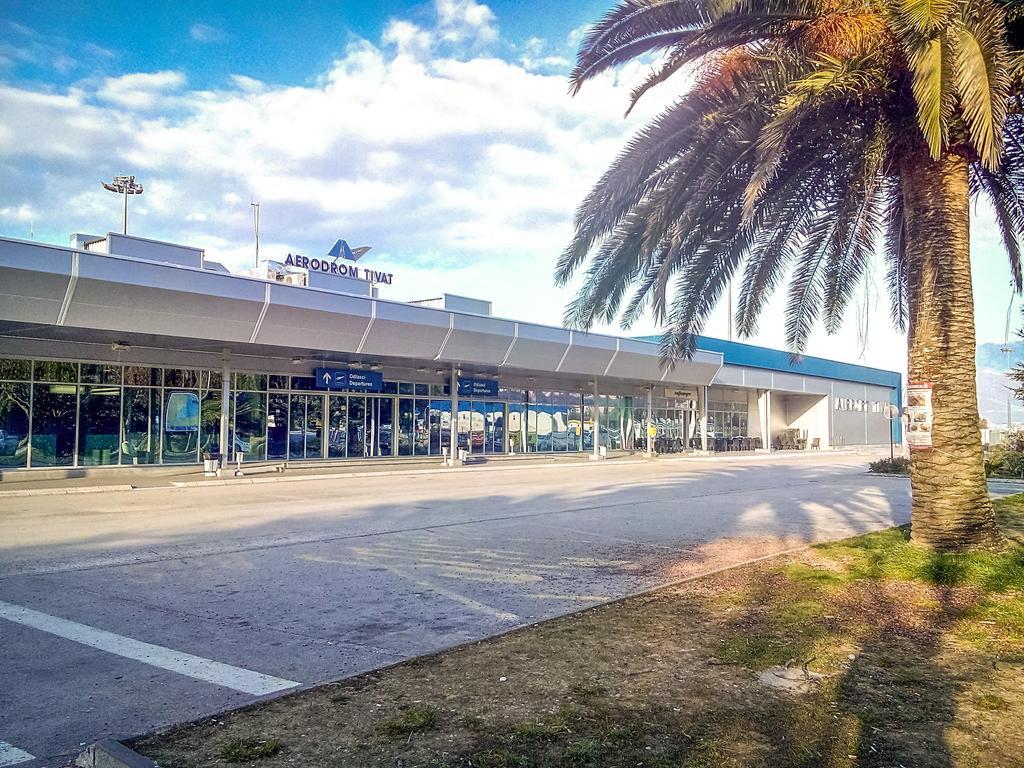 Apartments Siesta Tivat Exterior foto